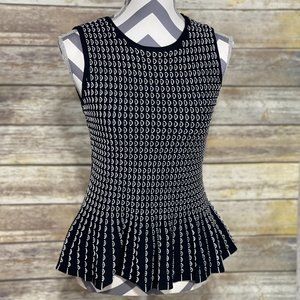 Ann Taylor / Sleeveless Flare Top / Size Small